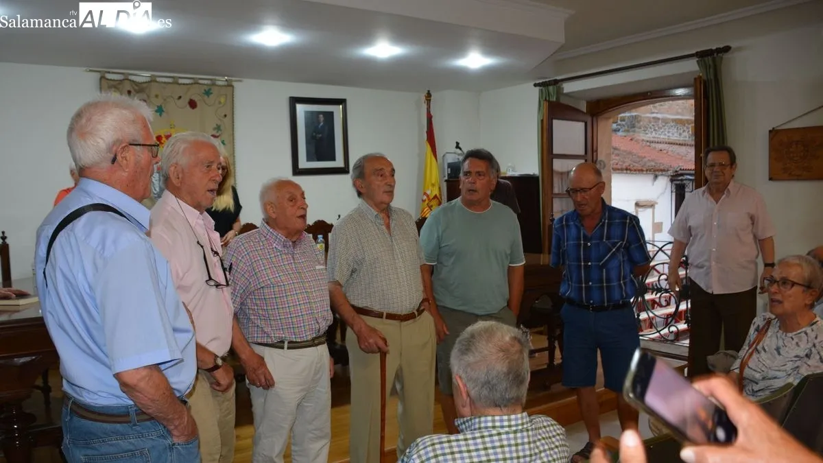 Foto 8 - Homenaje en Lumbrales a Jos&eacute; Mar&iacute;a Mart&iacute;n Patino en el centenario del nacimiento de este ilustre lumbralense