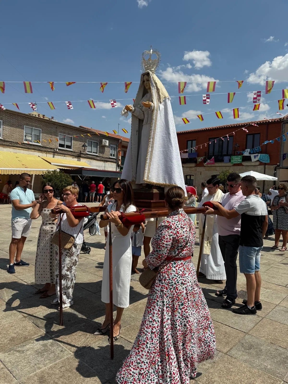 Foto 5 - Fervor y orgullo en la misa y procesi&oacute;n a la Virgen de la Asunci&oacute;n en su d&iacute;a grande en Cantalpino