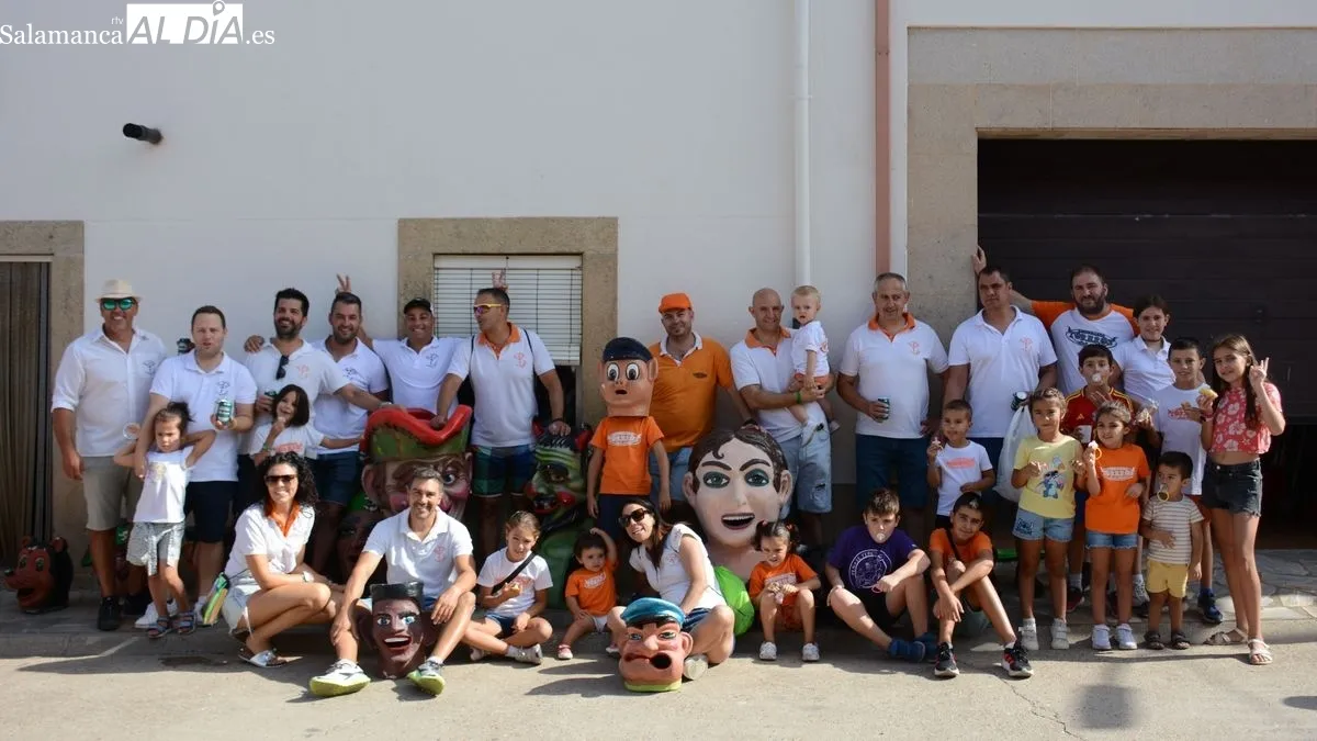 Foto 8 - Los novillos de El Collado ofrecen un r&aacute;pido recorrido en el &uacute;ltimo encierro de las fiestas de Lumbrales