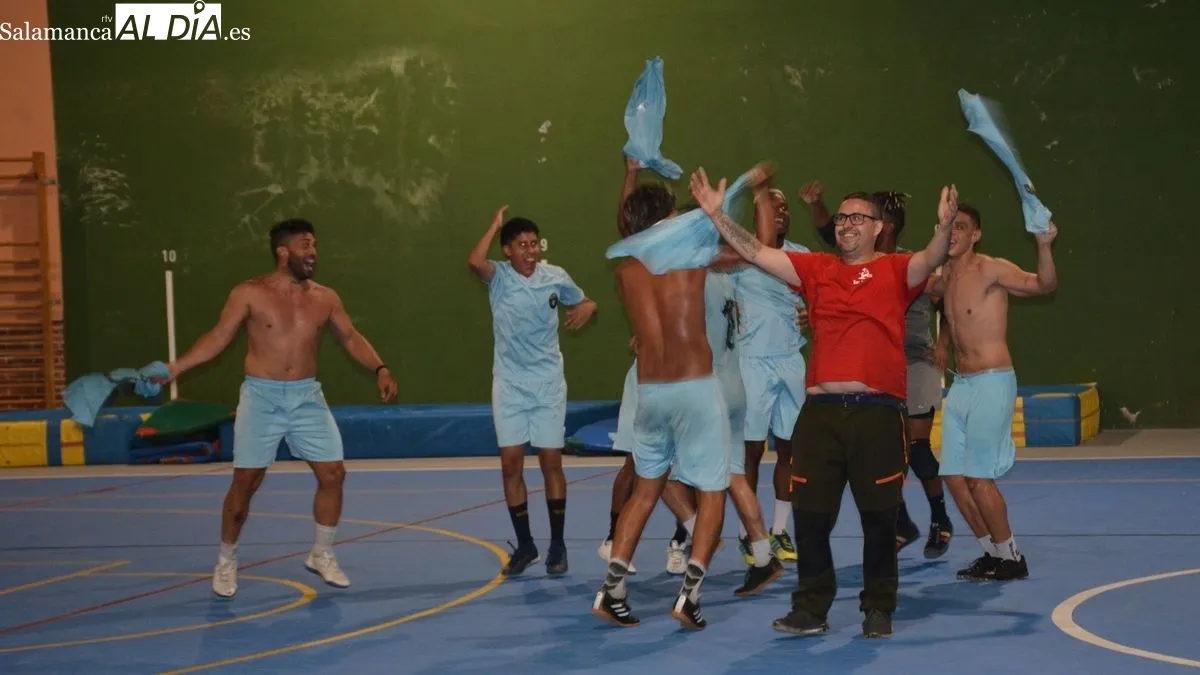 Participantes en el partido de la final del campeonato