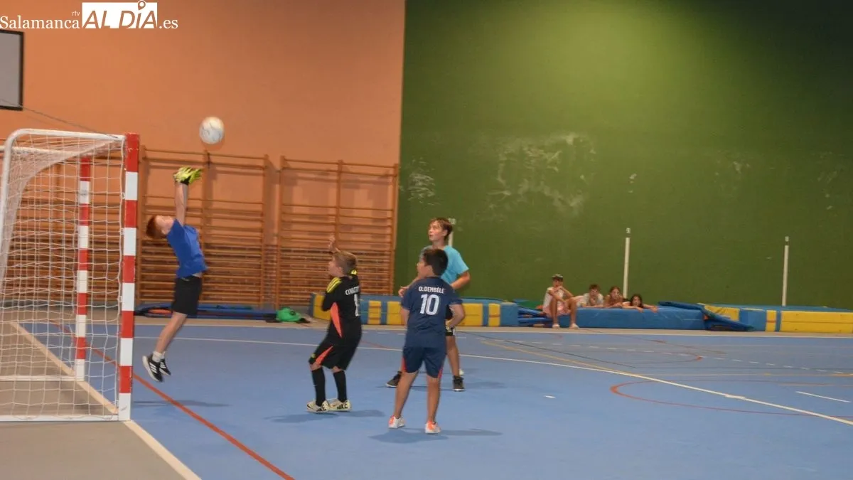 Imagen de jugadores de los distintos equipos participantes en el torneo