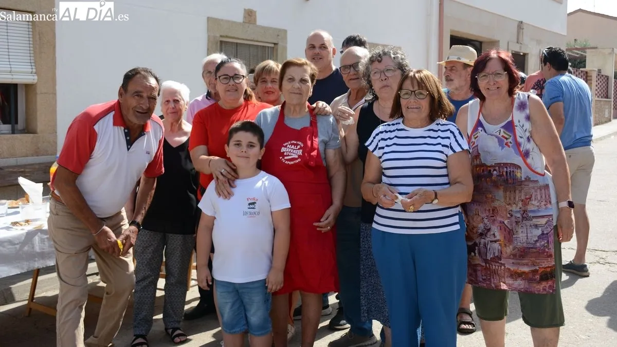 Foto 7 - Los novillos de El Collado ofrecen un r&aacute;pido recorrido en el &uacute;ltimo encierro de las fiestas de Lumbrales