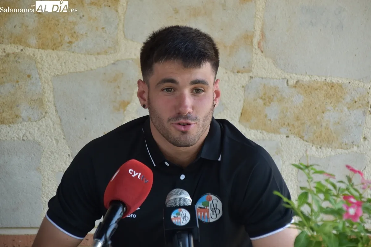 Presentación de Leo Mendes, Aimar Barrera, Jose Lara y Sergio Rivas como jugadores del Salamanca UDS. Fotos de Miguel González