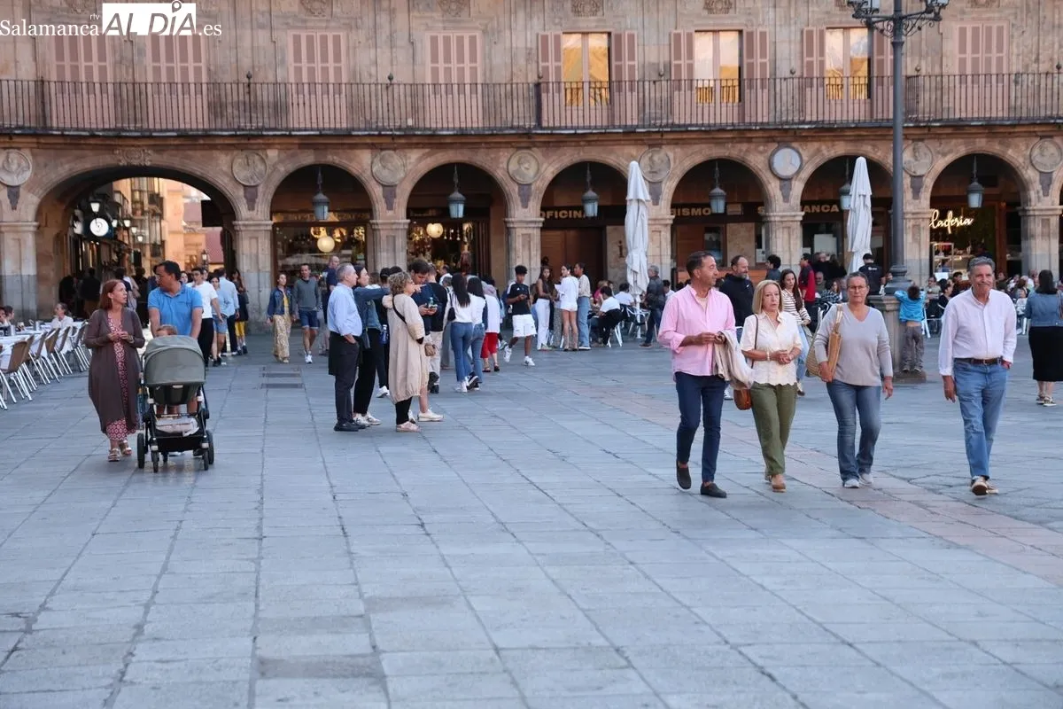 Ambiente en Salamanca en esta tarde de domingo, último día de agosto. Foto: David Sañudo