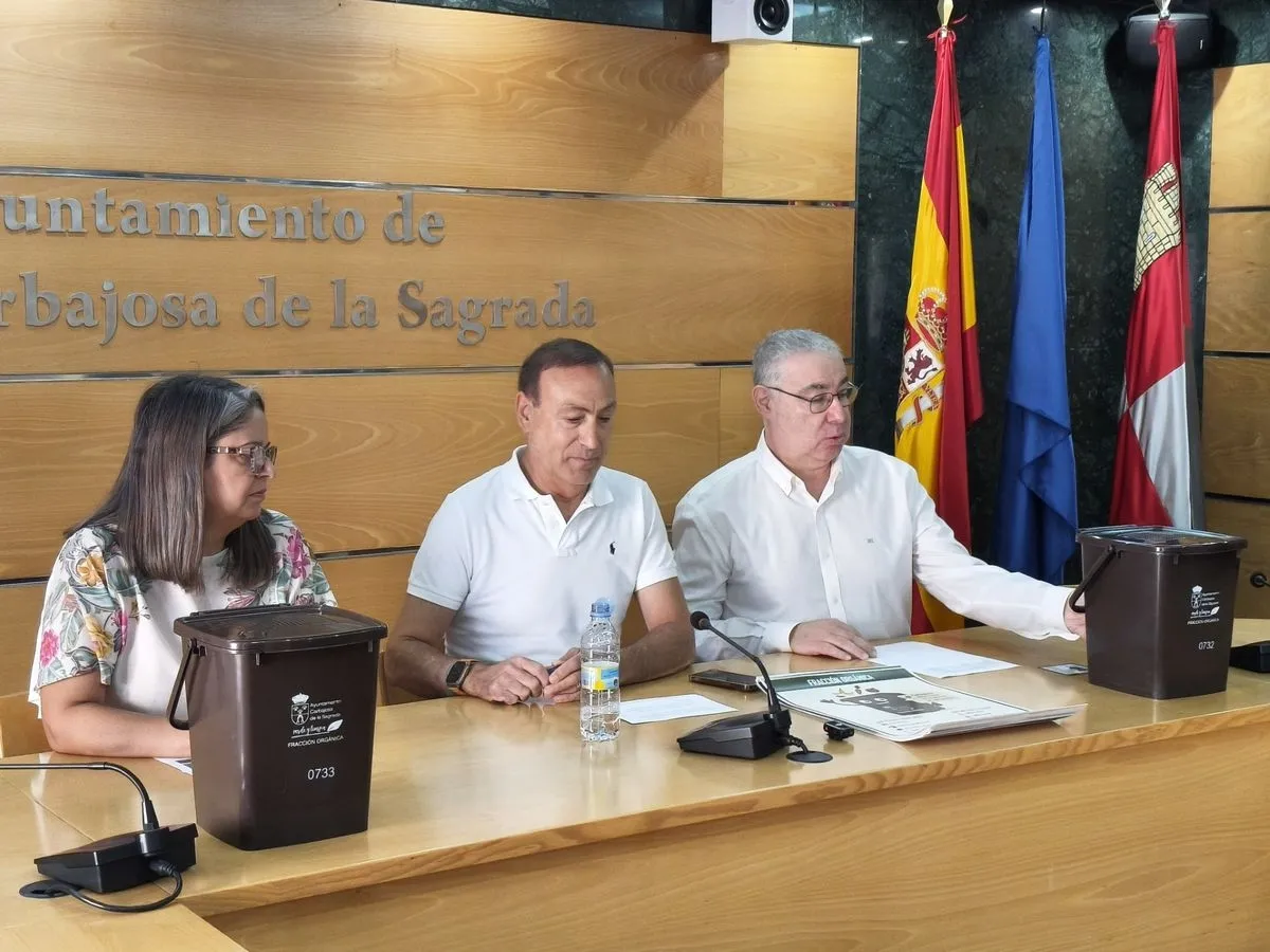 Foto 2 - Carbajosa pone en marcha la recogida de la fracci&oacute;n org&aacute;nica