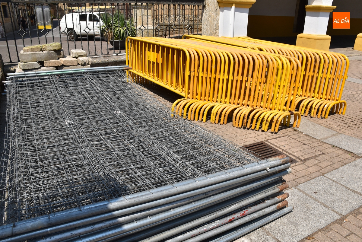 Los preparativos para la Feria de Teatro van asomando por las calles