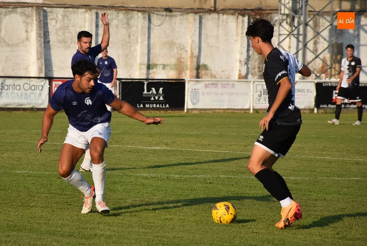 Foto 11 - El Ciudad Rodrigo se queda en la &uacute;ltima jugada sin la victoria ante el Juvenil de Unionistas