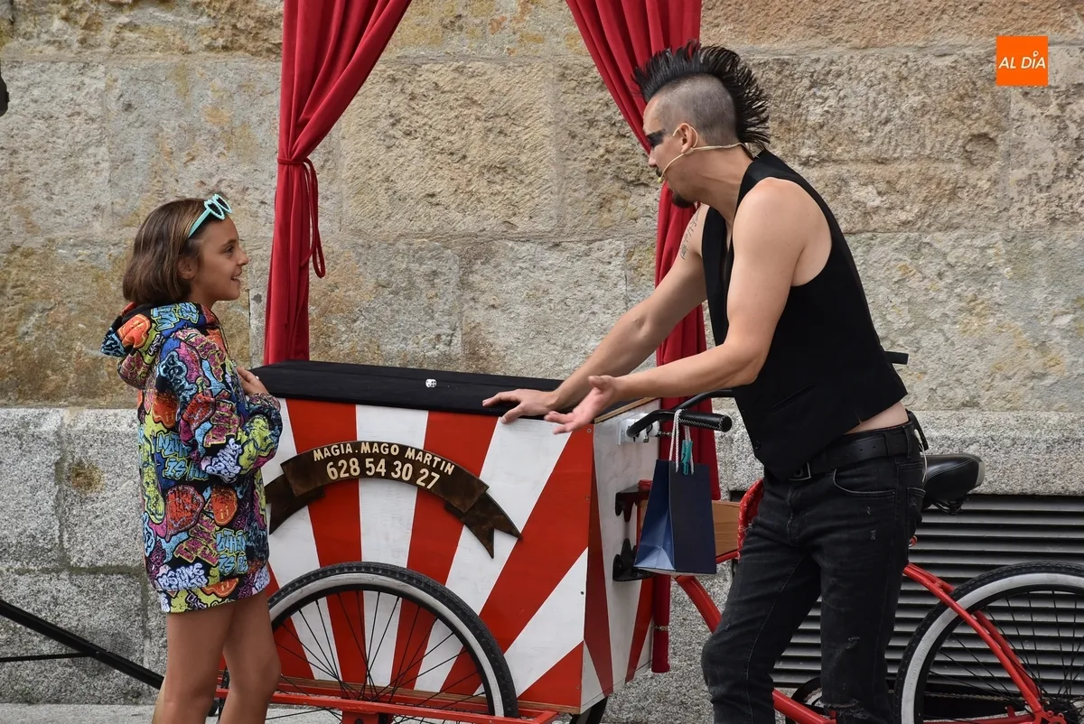 Foto 3 - Los m&aacute;s peque&ntilde;os celebran desde el Palabreando los 125 a&ntilde;os del Teatro Nuevo