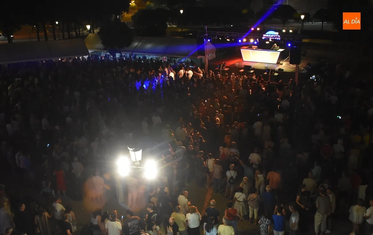 Foto 7 - Las Spice Girls causan sensaci&oacute;n en el 2&ordm; Bolonia Fest, cuyo Concurso de Playback se lo llev&oacute; Estopa