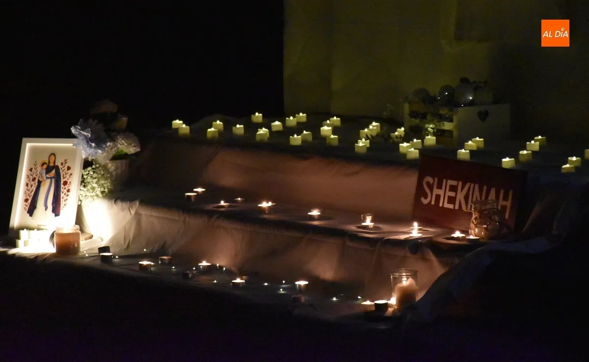 Foto 4 - Shekinah lleva a cabo una nueva velada de adoraci&oacute;n en San Pedro-San Isidoro