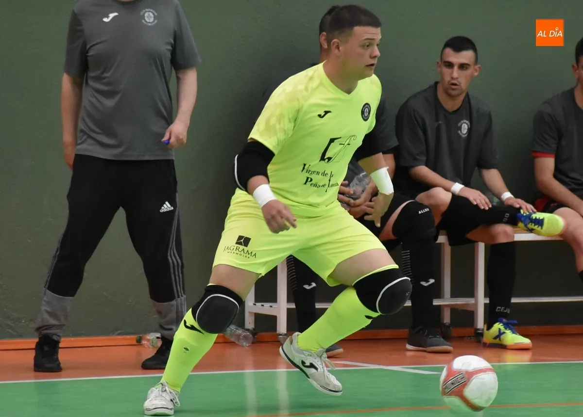 Foto 3 - Juanan se incorpora al equipo Senior del III Columnas