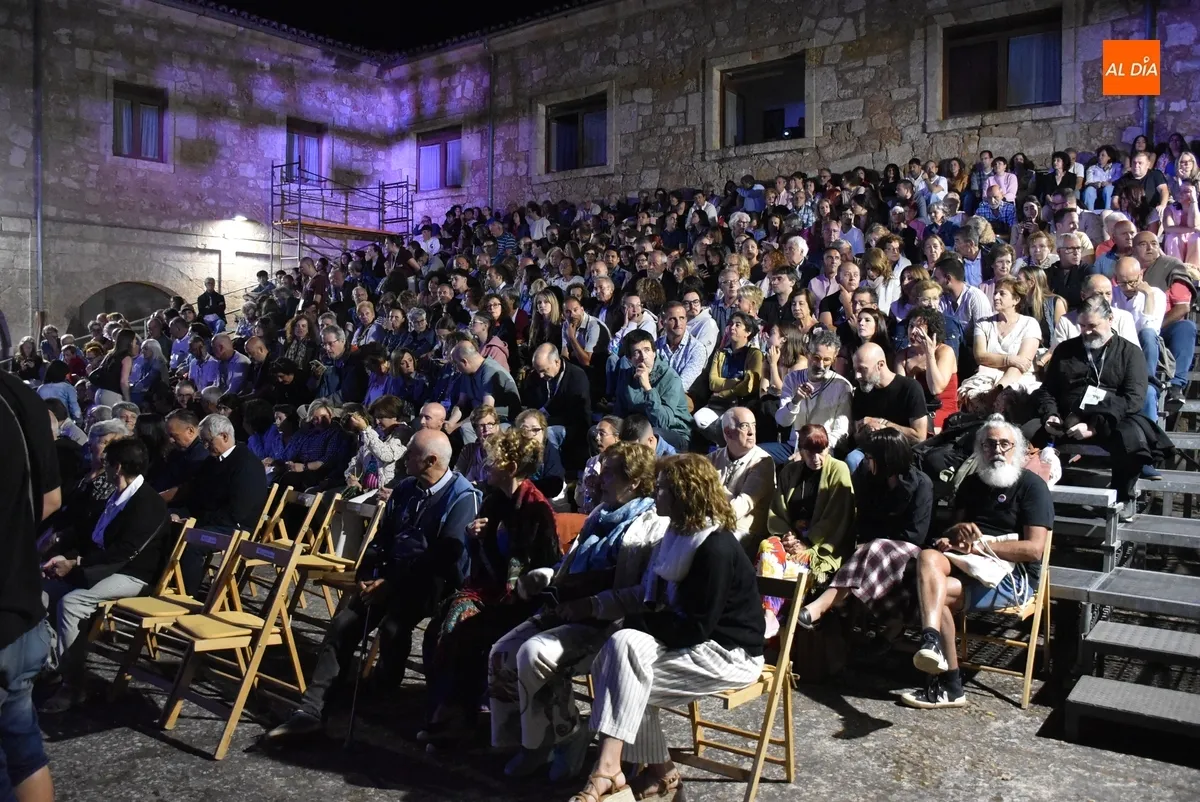 Foto 5 - La Feria 2025 se cierra con una velada musical &uacute;nica llena de sabor y reivindicaci&oacute;n de la tierra