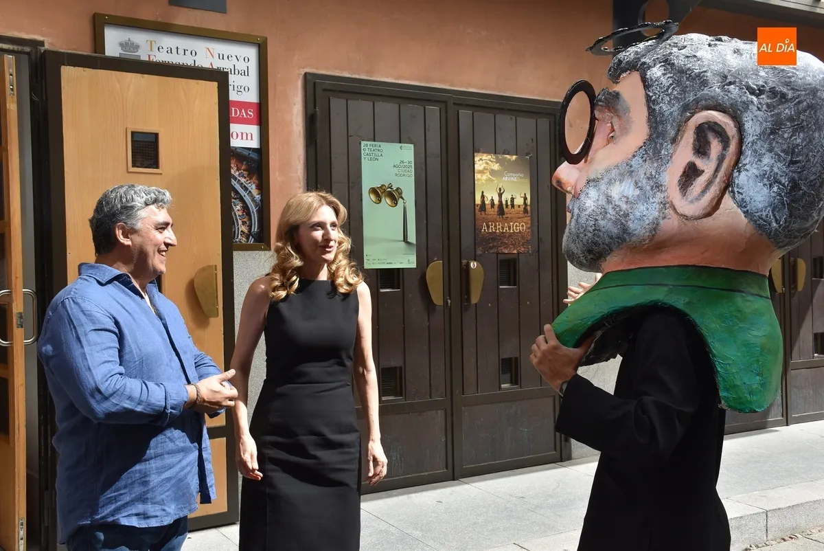 Foto 4 - Ni Arrabal falta a la apertura, con &ldquo;el alma entristecida por el fuego&rdquo;, de la &ldquo;fiesta del teatro de Espa&ntilde;a&rdquo; 