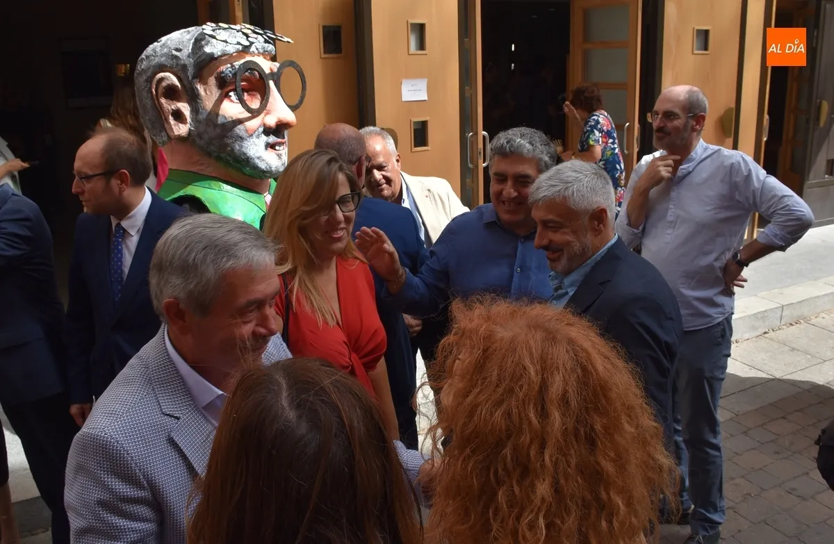Foto 8 - Ni Arrabal falta a la apertura, con &ldquo;el alma entristecida por el fuego&rdquo;, de la &ldquo;fiesta del teatro de Espa&ntilde;a&rdquo; 