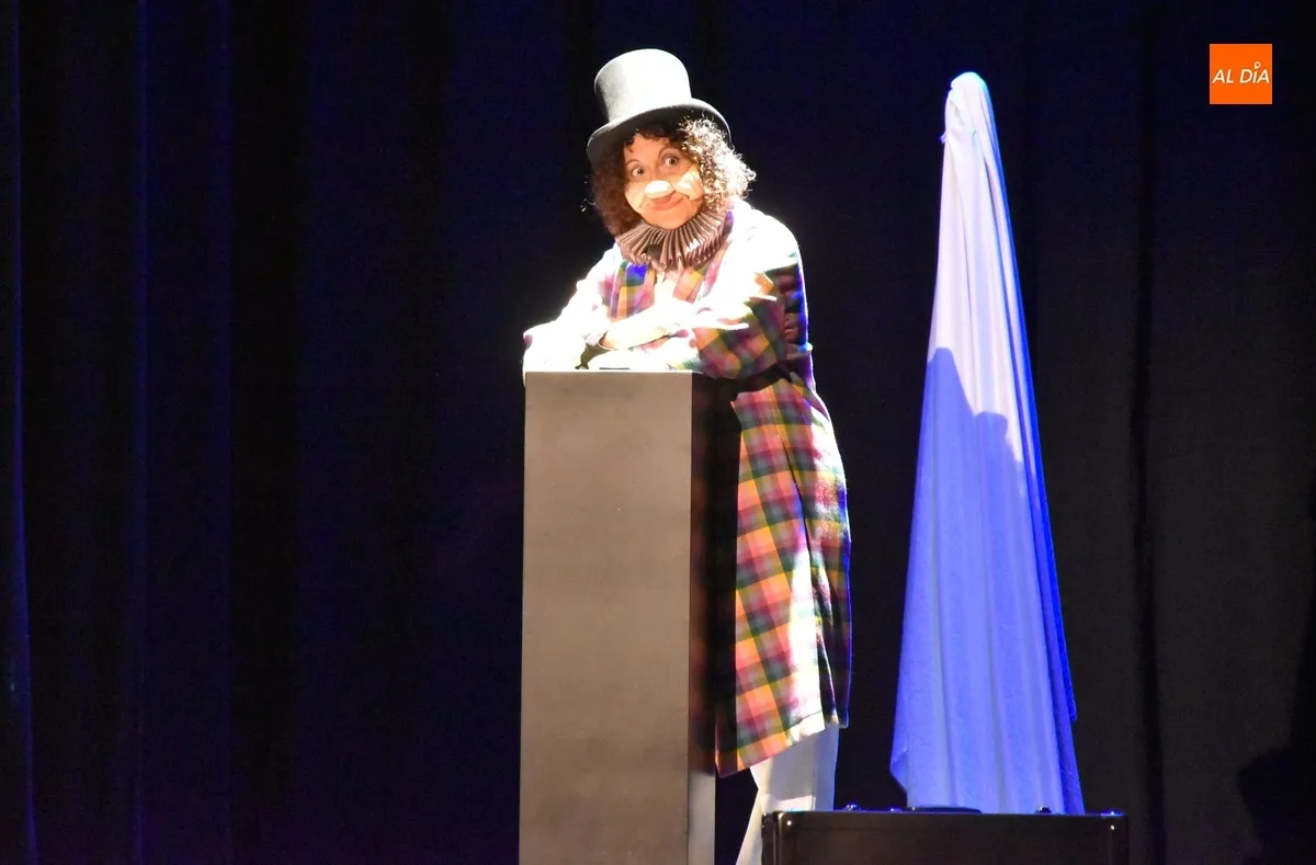 Foto 11 - Redrum Teatro inaugura el Espacio en Rosa en una ma&ntilde;ana encabezada por Eugenia Manzanera