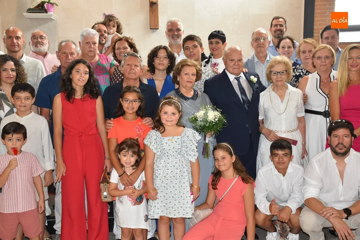 Foto 3 - Manolo y Marisol festejan sus 50 a&ntilde;os de casados