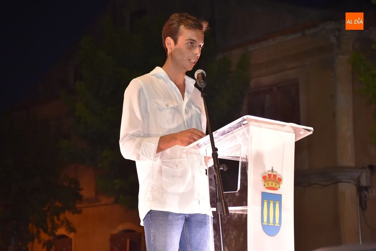 Foto 11 - Alejandro Marcos invita a apostar por el comercio local en un preg&oacute;n del Martes Chico lleno de vivencias