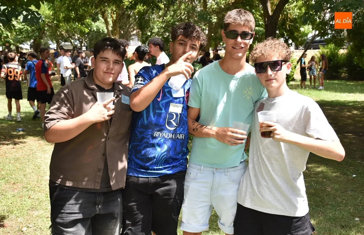Foto 8 - Las camisetas futboleras locales ganan terreno en el encuentro juvenil del Valle de San Mart&iacute;n