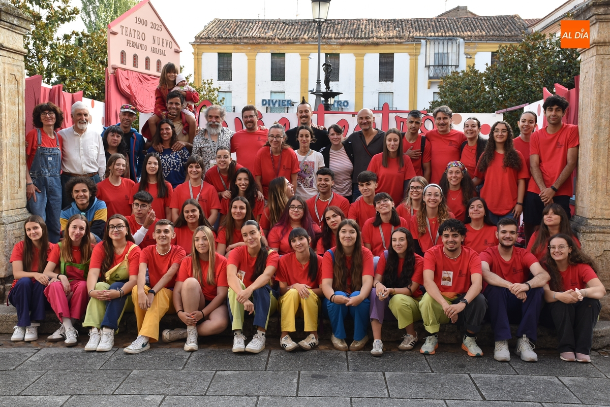 Gran satisfacción entre los 61 integrantes (más las compañías) de la familia del Divierteatro 2025