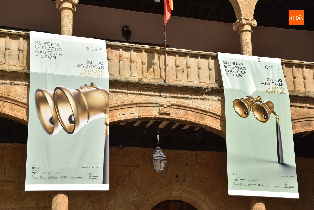 El espíritu de la 28ª Feria de Teatro asoma por la Plaza Mayor
