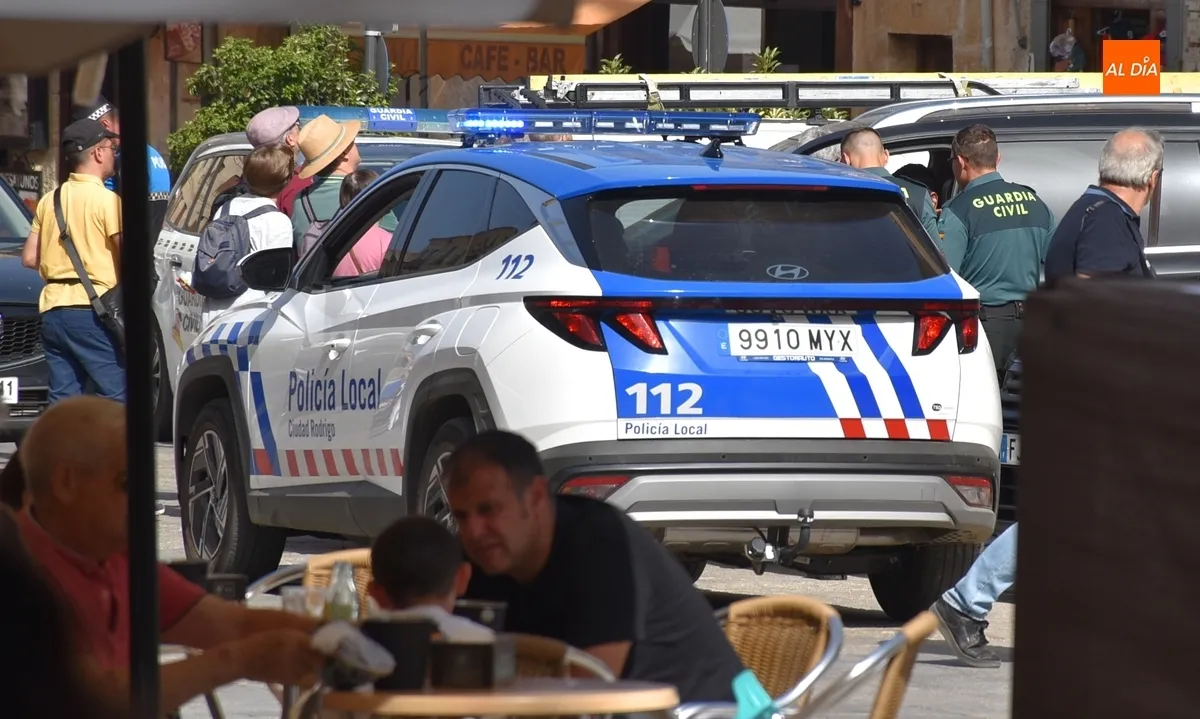 Foto 2 - Un agente de la Polic&iacute;a Local es agredido por un conductor en plena Plaza Mayor