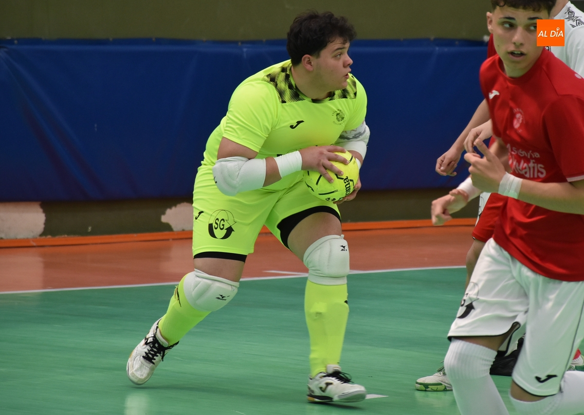 Juanan se incorpora al equipo Senior del III Columnas