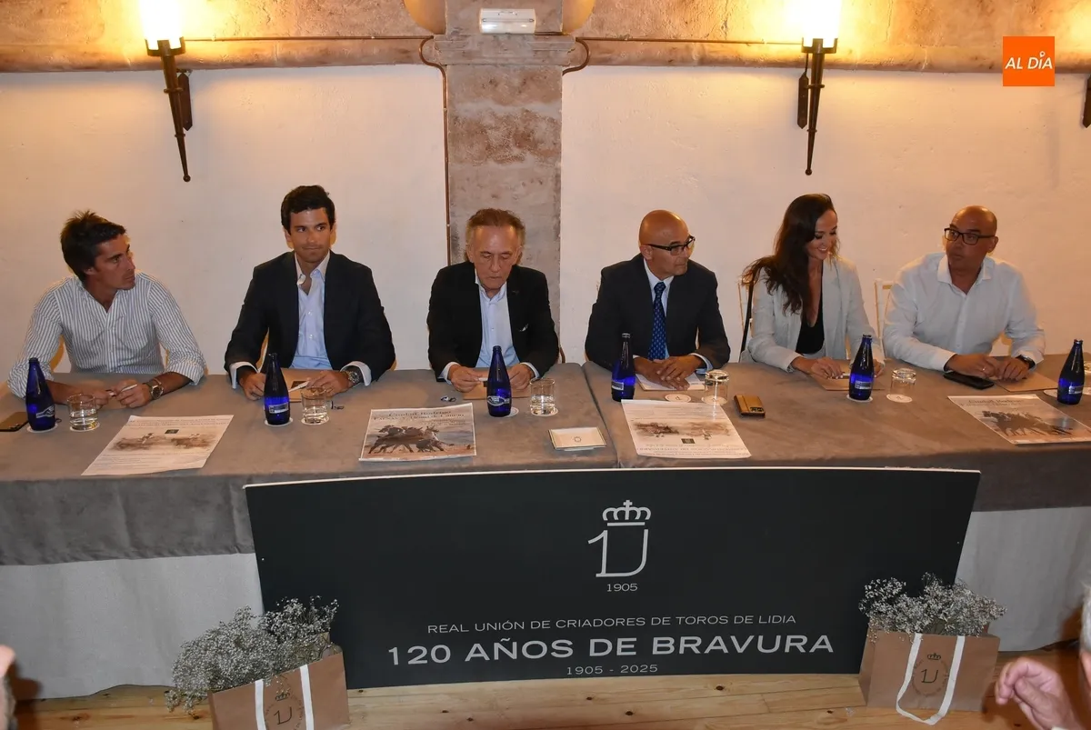 Foto 2 - Lleno en el novedoso coloquio previo al Concurso de Faenas y Doma de Campo