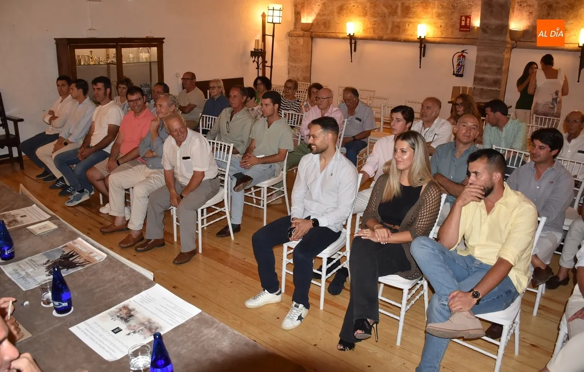 Foto 7 - Lleno en el novedoso coloquio previo al Concurso de Faenas y Doma de Campo