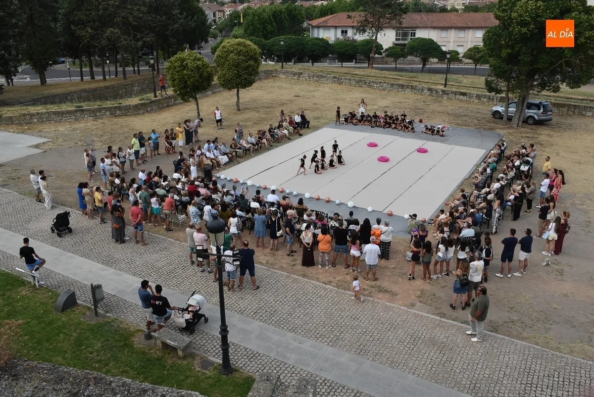 Foto 8 - Clausurado el Campus de Gimnasia R&iacute;tmica mostrando lo aprendido durante la semana