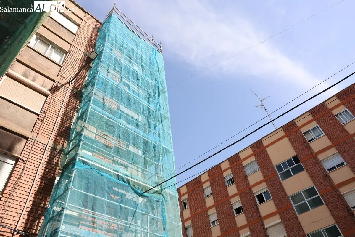 Obras para la urbanización de las calles del Entorno Residencial de Rehabilitación de Gladiolos. Fotos de David Sañudo