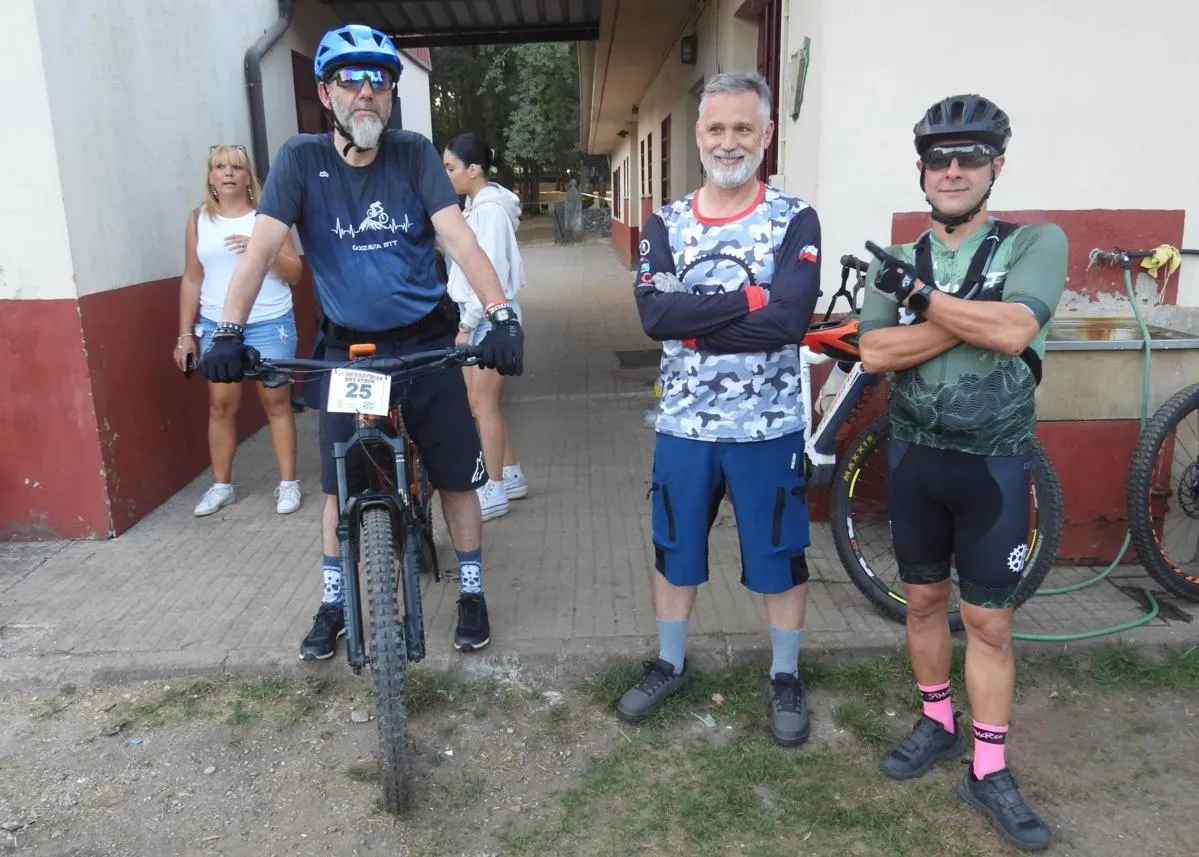 Foto 3 - La Navasfr&iacute;as Bike Xtreme retorna con victorias de David Garc&iacute;a y Ainhoa S&aacute;nchez en la ruta larga