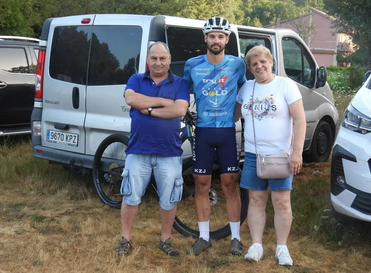 Foto 7 - La Navasfr&iacute;as Bike Xtreme retorna con victorias de David Garc&iacute;a y Ainhoa S&aacute;nchez en la ruta larga