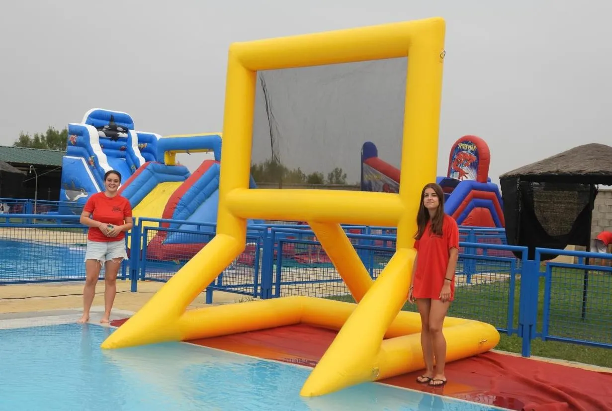 Foto 11 - M&aacute;s de 150 chavales disfrutan de los cl&aacute;sicos Juegos de las Piscinas de Sancti-Sp&iacute;ritus