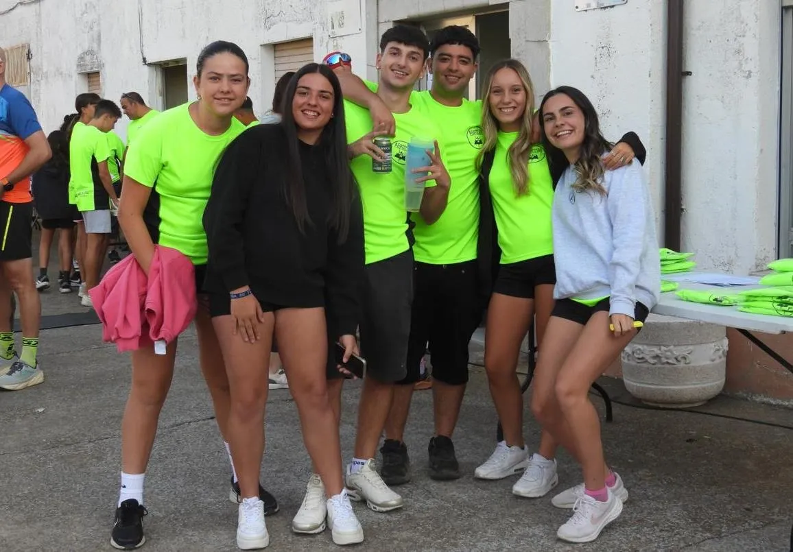 Foto 6 - Antonio Cerezo y Ver&oacute;nica S&aacute;nchez triunfan en el 10&ordm; aniversario de la Carrera de Aldehuela de Yeltes