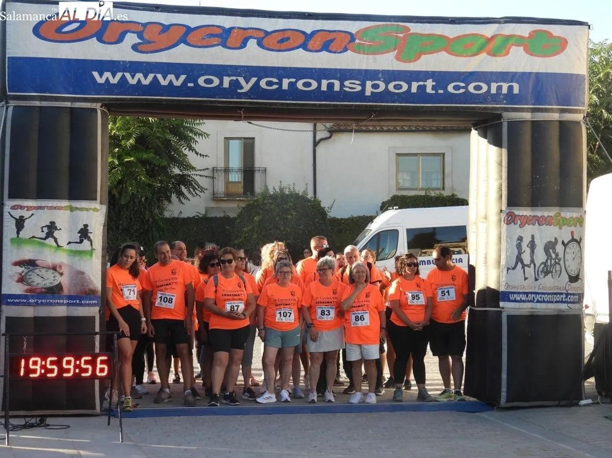 Cientos de corredores y andarines se dieron cita en un evento que volvió a demostrar su éxito de convocatoria y organización / FOTOS: ORYCRONSPORT