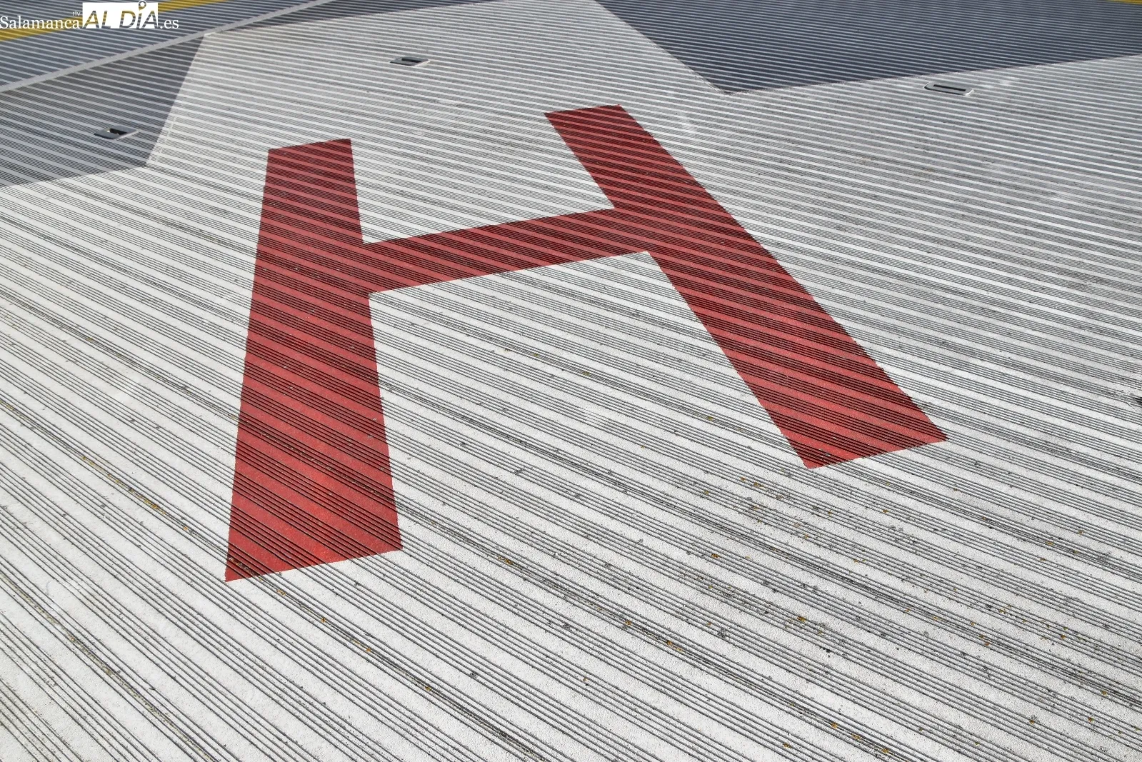 Rapidez y coordinación para salvar vidas: así es el protocolo del helipuerto que hay en el Hospital de Salamanca