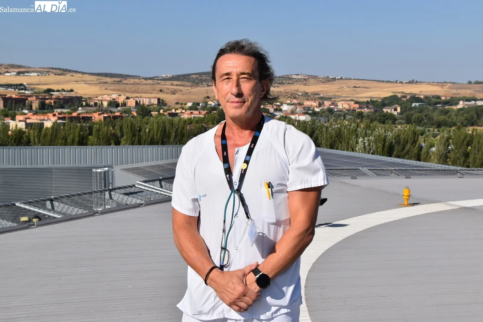 Nacho Estévez, coordinador de los Celadores del hospital | FOTO: Miguel González 
