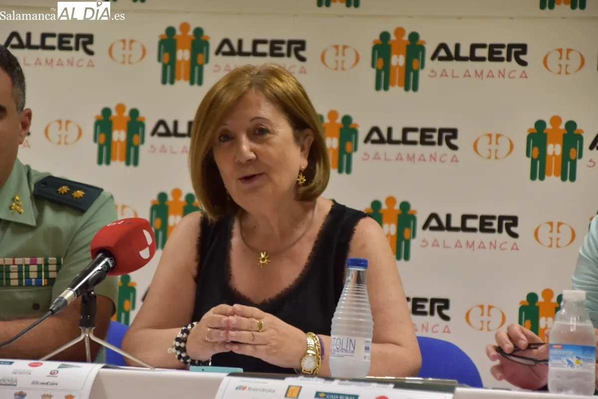 Presentación de la III Carrera Solidaria de la Guardia Civil en favor de ALCER. Fotos de Miguel González