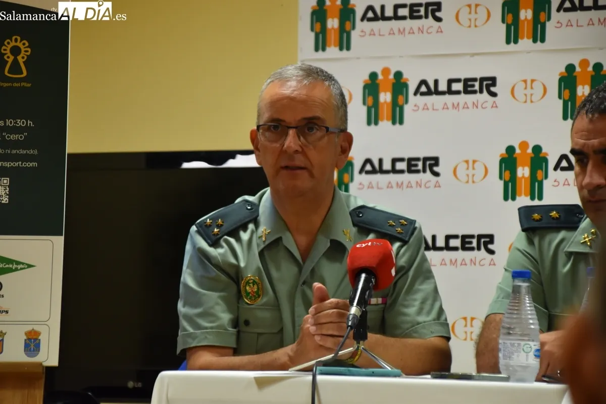 Presentación de la III Carrera Solidaria de la Guardia Civil en favor de ALCER. Fotos de Miguel González