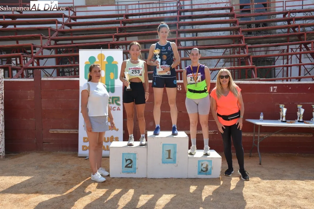 La carrera Toromaratón ha tenido como salida y meta el coso taurino