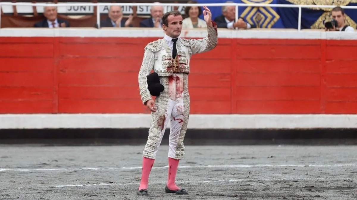 Damián Castaño corta una oreja de peso en Bilbao. Foto Cultoro