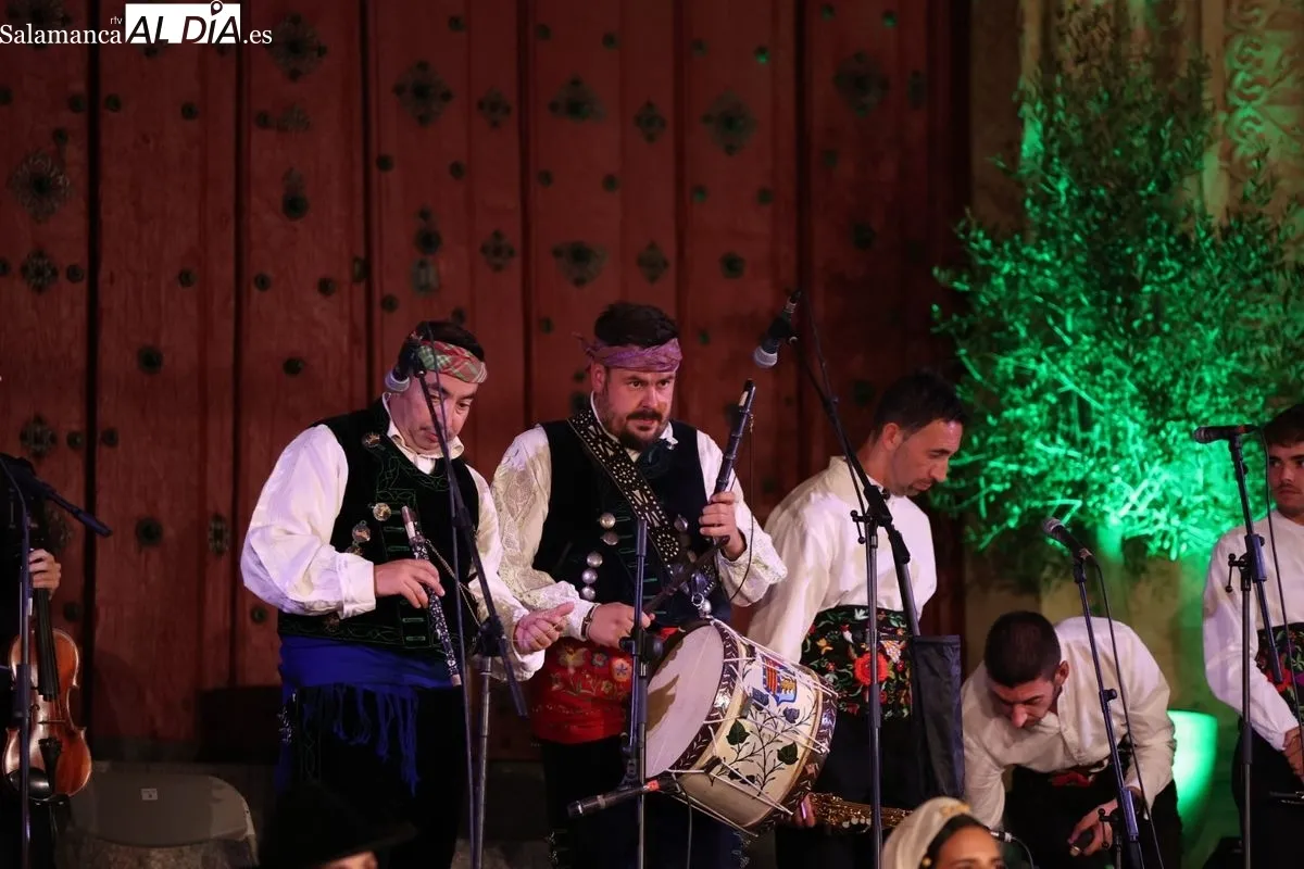 Gala de clausura del IV Festival Internacional de Folclore de Salamanca. Foto: David Sañudo