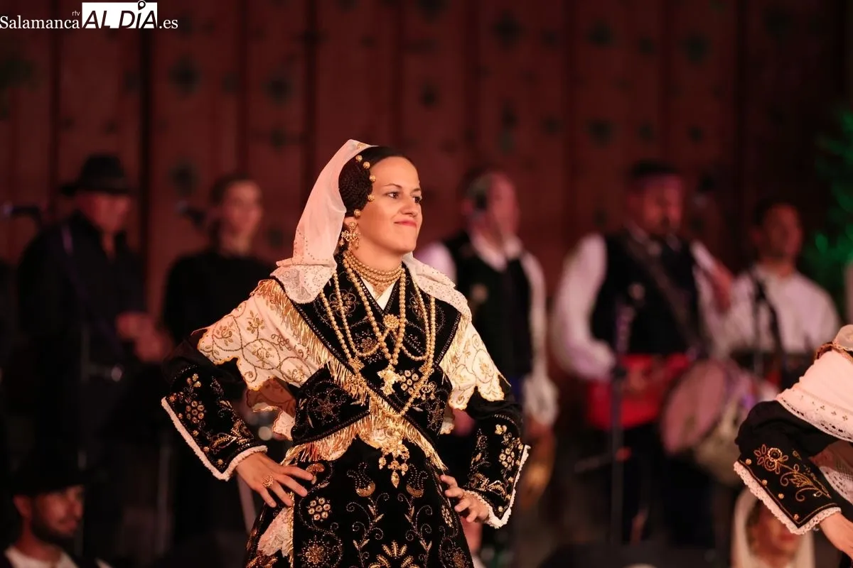 Gala de clausura del IV Festival Internacional de Folclore de Salamanca. Foto: David Sañudo