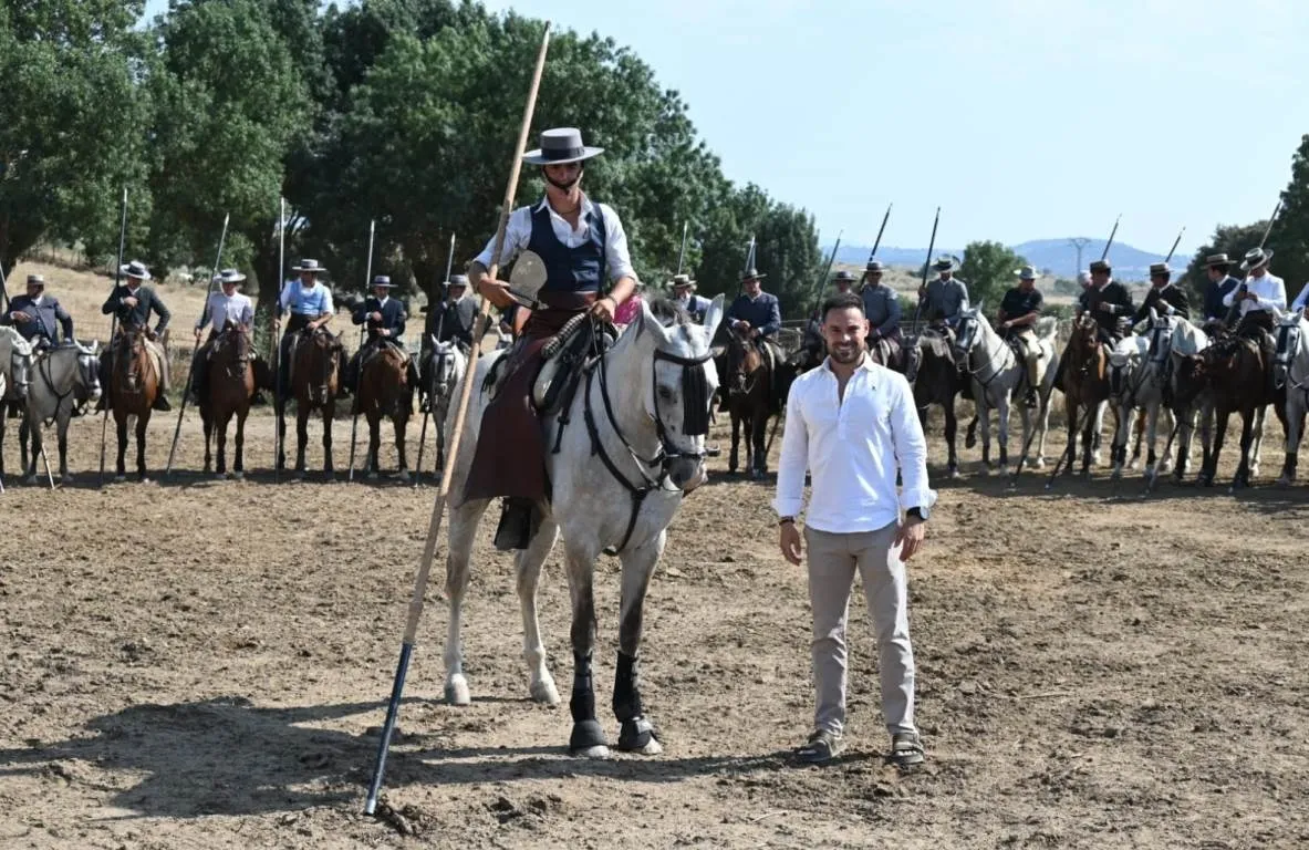 Foto 5 - Miguel &Aacute;ngel Perera y Jaime Marqu&eacute;s se proclaman triunfadores de las Faenas y Doma de Campo