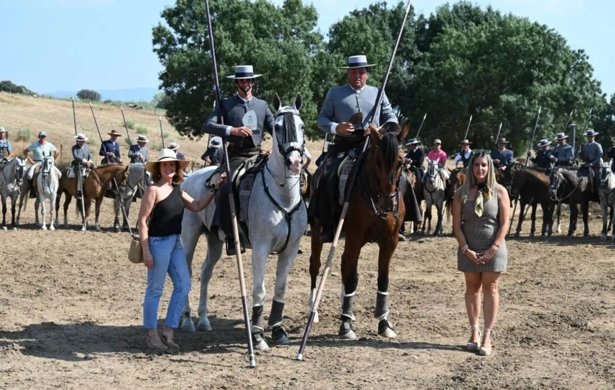 Foto 4 - Miguel &Aacute;ngel Perera y Jaime Marqu&eacute;s se proclaman triunfadores de las Faenas y Doma de Campo