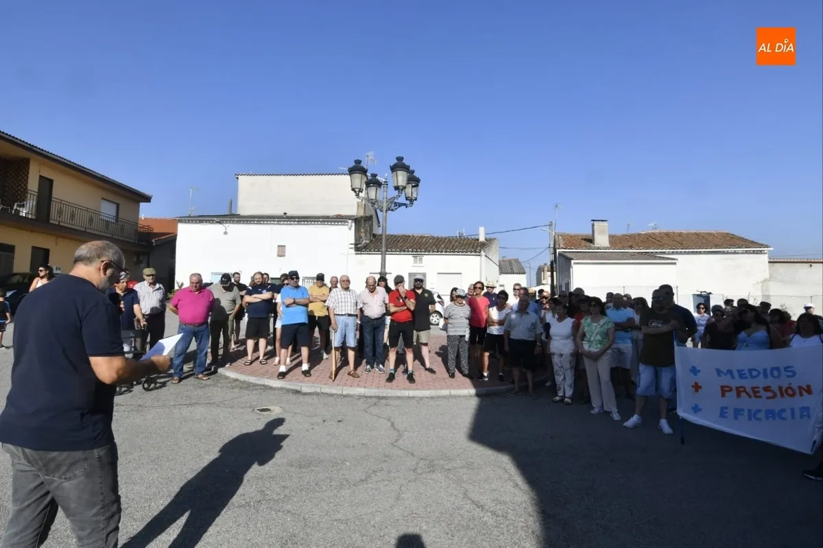 Foto 6 - Campillo de Azaba se manifiesta para exigir que se coja al culpable de los incendios intencionados