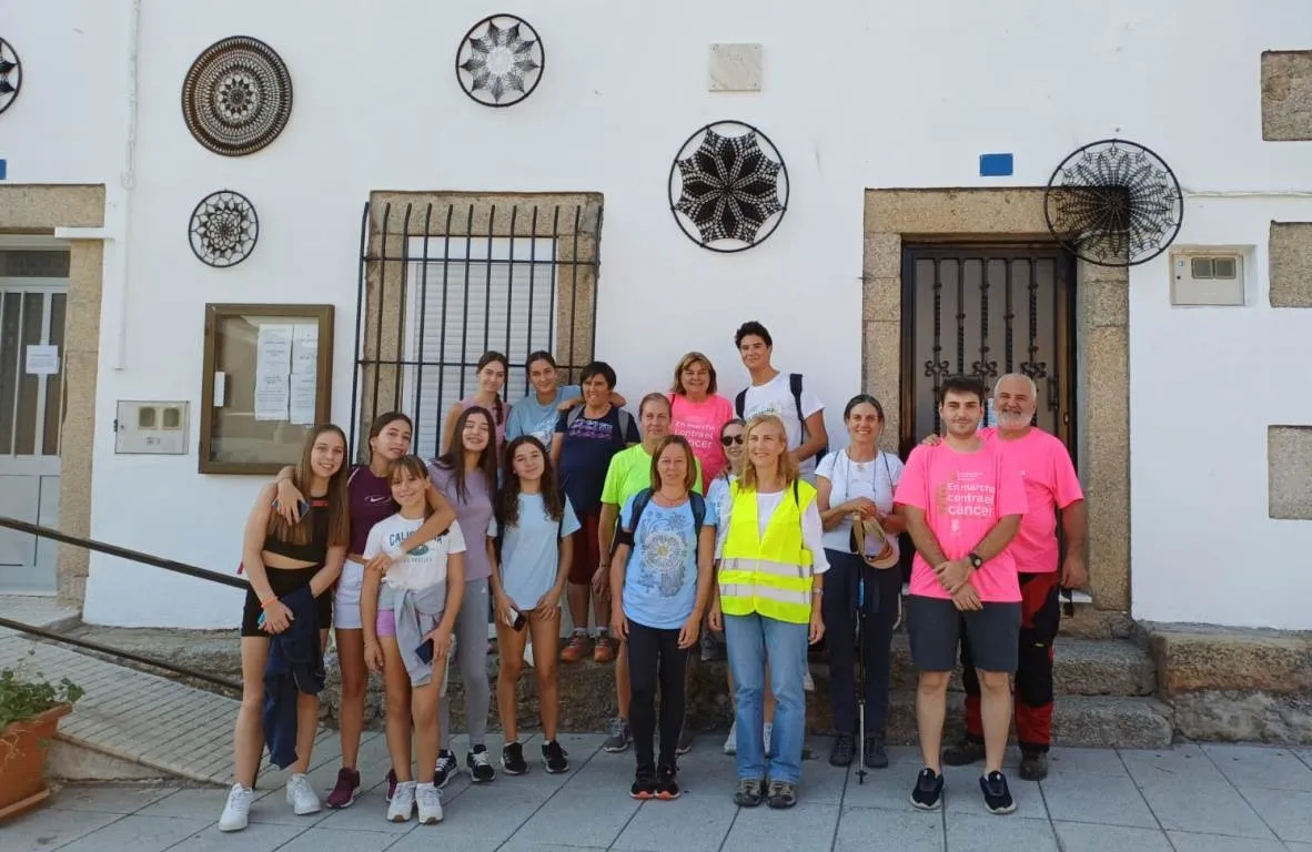 Foto 7 - La Puente Quebr&aacute; sirve de punto de encuentro a los participantes en la marcha &lsquo;Camino del Fuerte&rsquo;