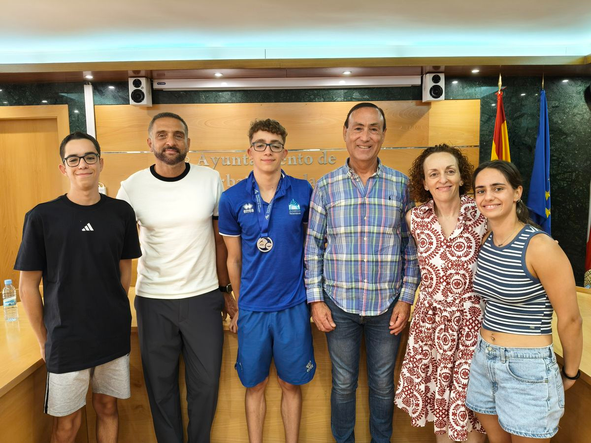 Manuel Delgado, el nadador que lleva el nombre de Carbajosa a lo más alto