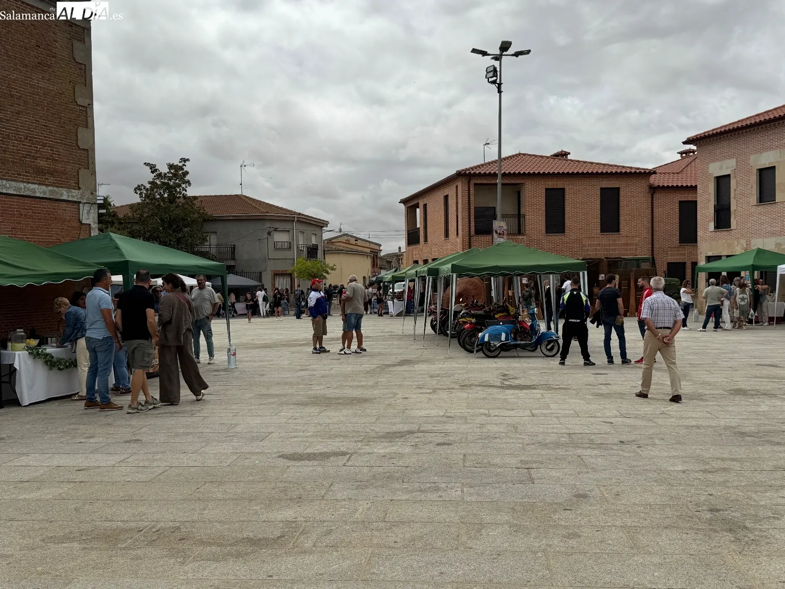 II Mercado Villa Aurea en Villoria