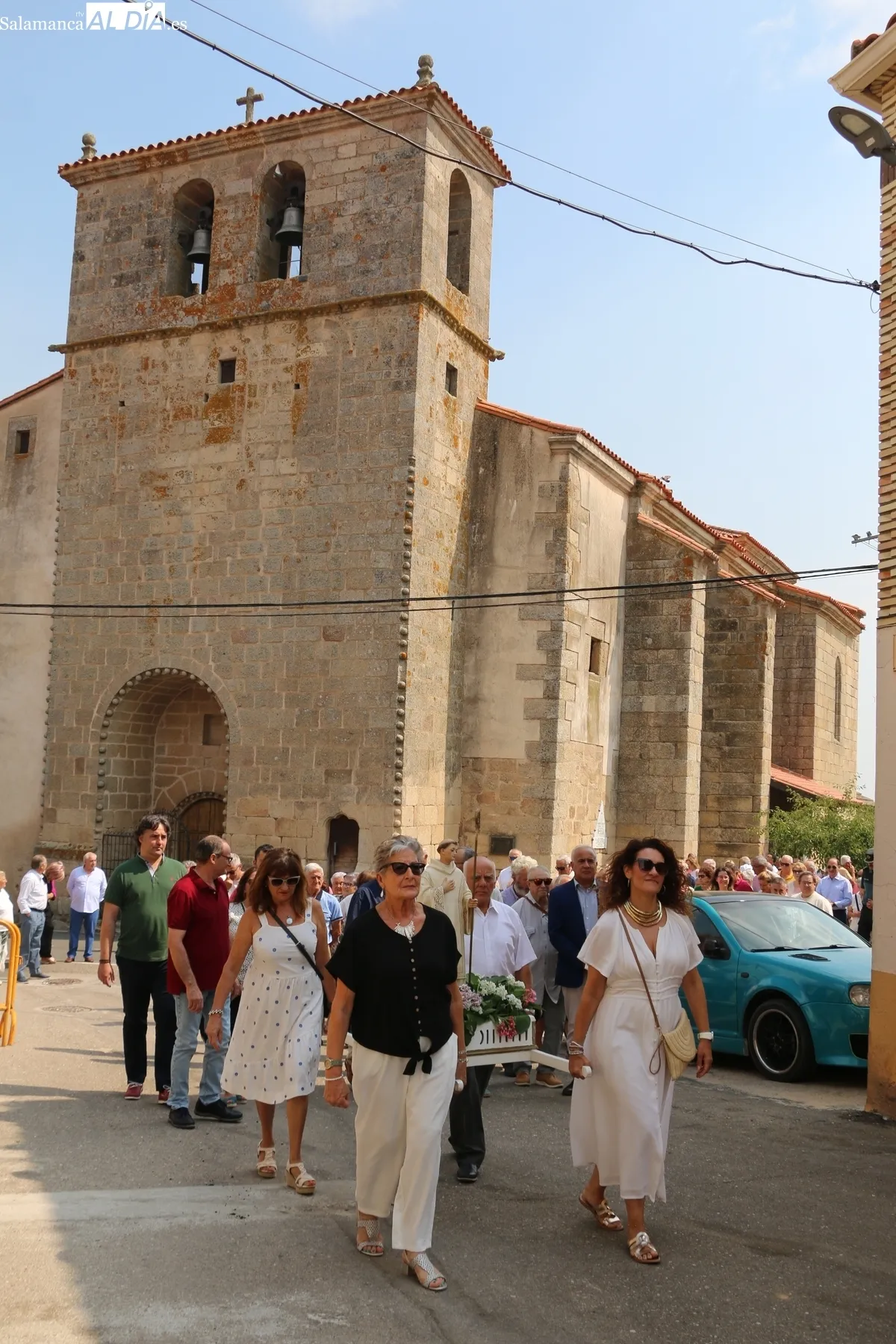 Actos religiosos y convite en honor a San Bernardo en Masueco de la Ribera / CORRAL 